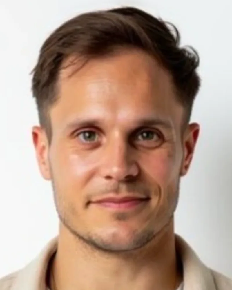 Portrait of Edward Simberg, Website design at Webtec